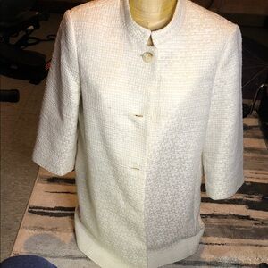 Ann Taylor Elegant Cream Women's Coat